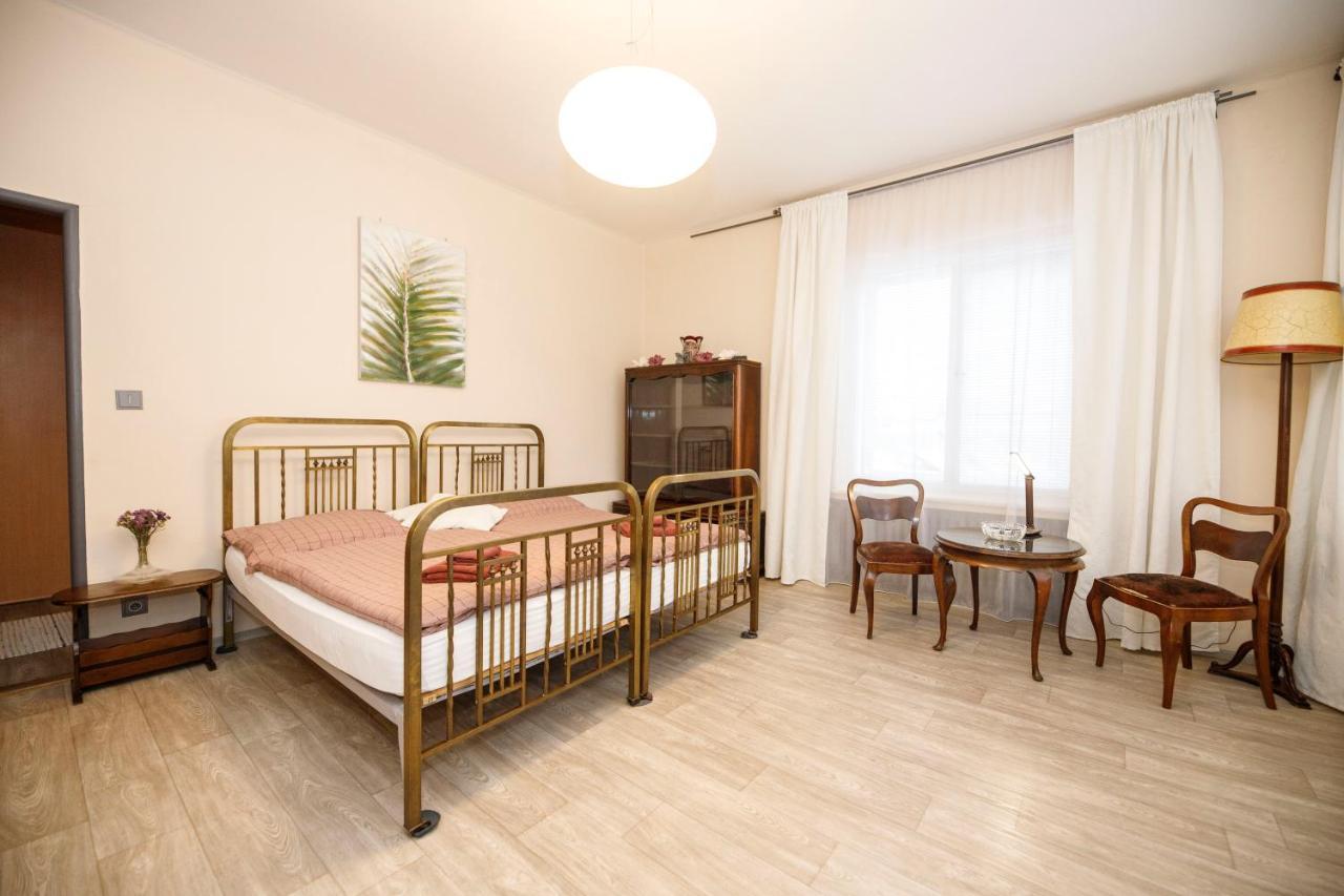 Libušina Villa Kutna Hora Bagian luar foto