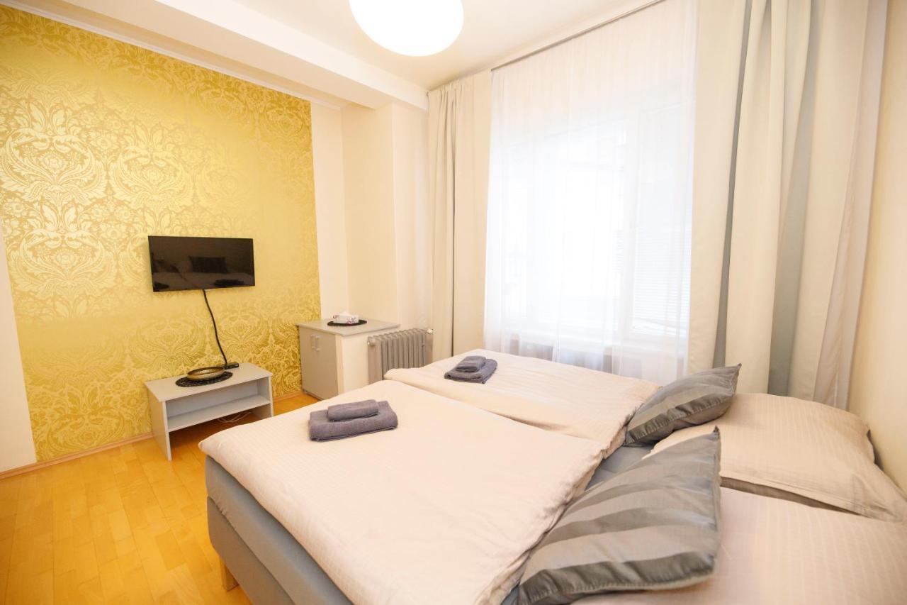 Libušina Villa Kutna Hora Bagian luar foto